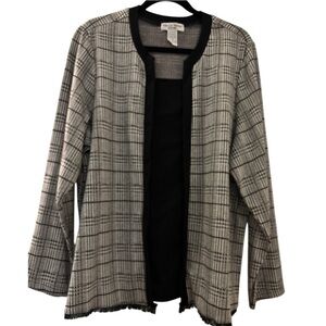 REBECCA MALONE top sweater.Sz 1X, black gray plaid. Fringe hem,solid insert.New.